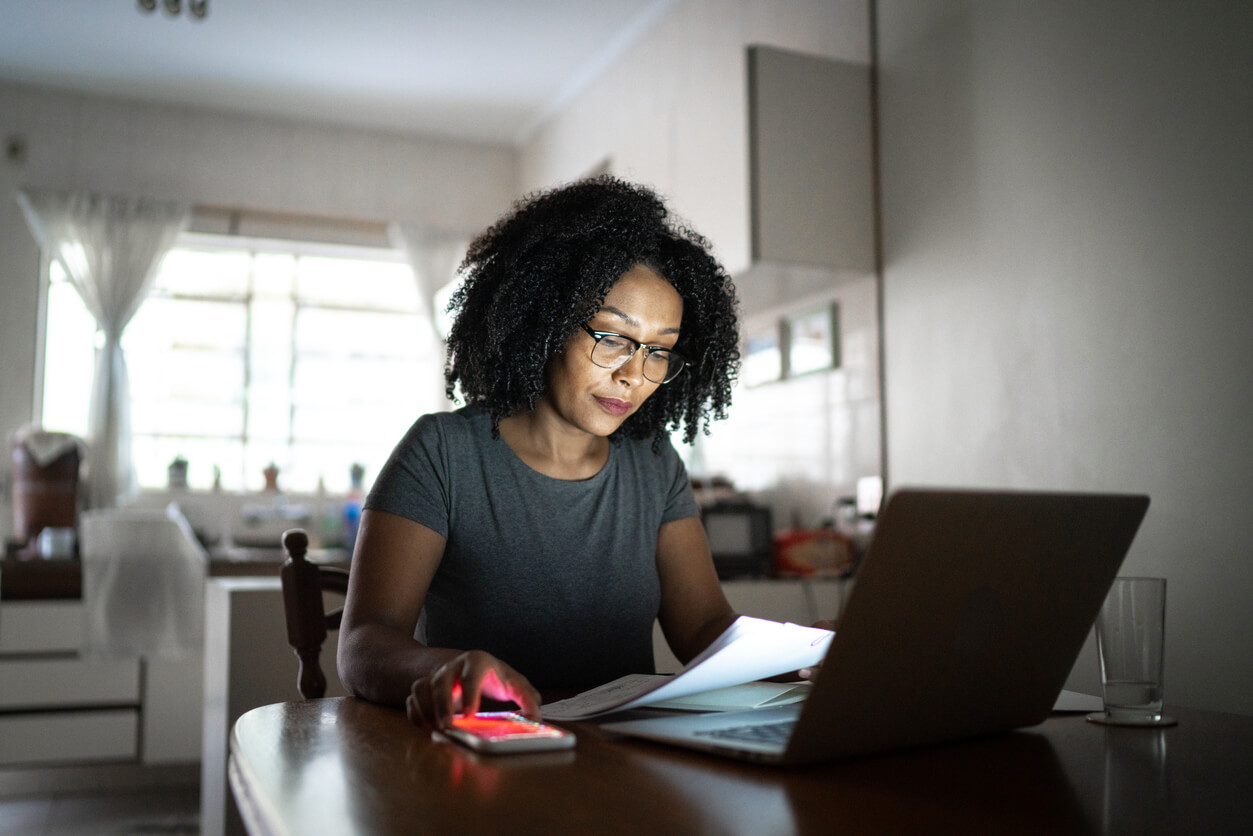 woman filing her taxes